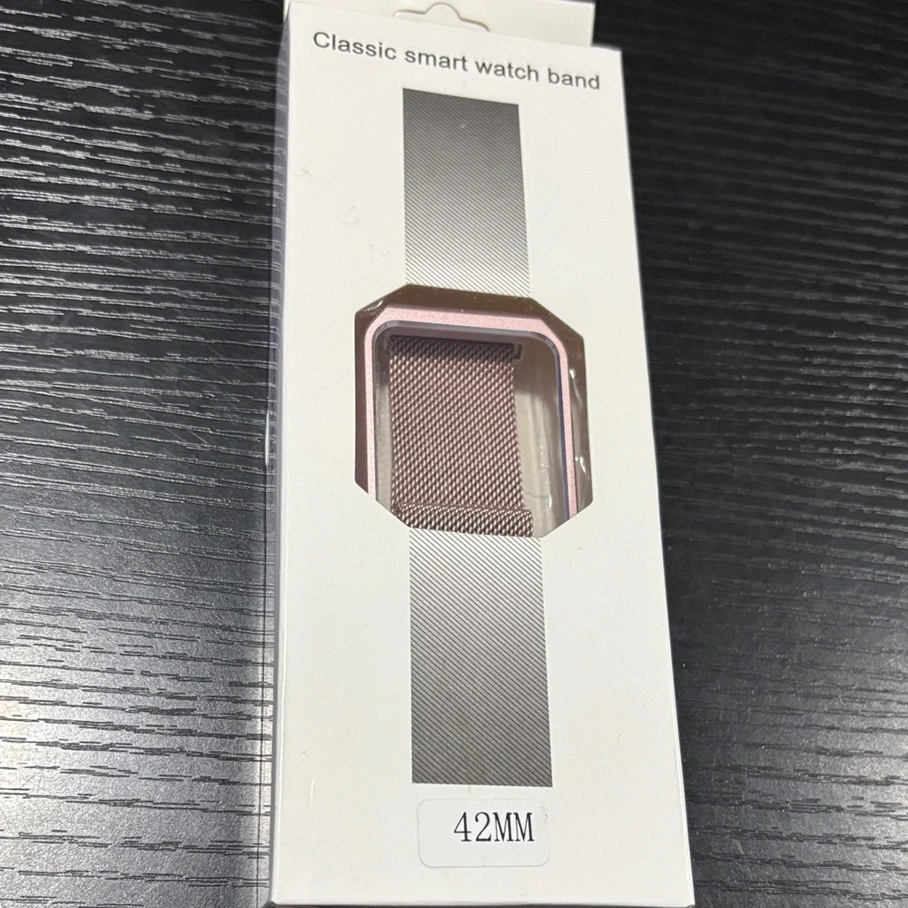 NWT Rose Gold Colored Smart Watch Band 42MM